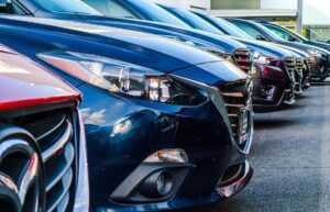 Onko autoliikkeellä velvollisuus selvittää myymänsä auton kunto?