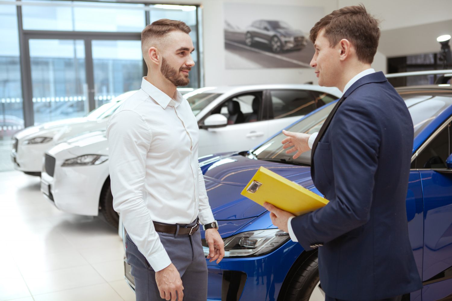 Kannattaako käytettyyn autoon ottaa lisäturva?